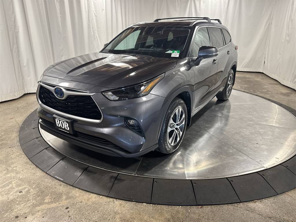 2022 Toyota Highlander Hybrid XLE — SUV — 19,919 mi — Beaverton, OR