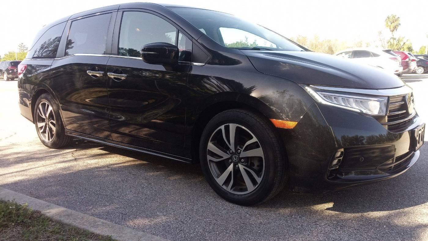 2022 Honda Odyssey Touring — Minivan — 19,239 mi — Bradenton, FL