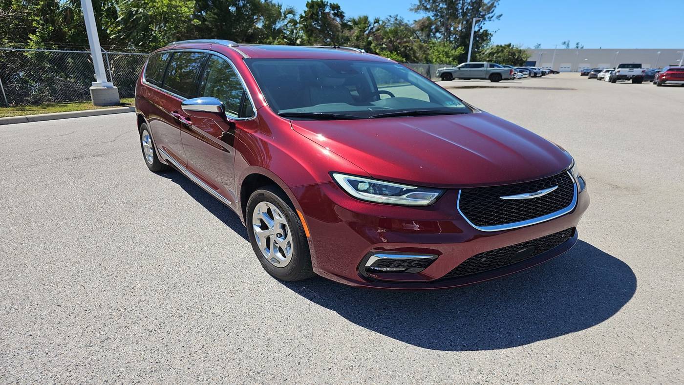 2021 Chrysler Pacifica Limited — Minivan — 33,572 mi — Bradenton, FL