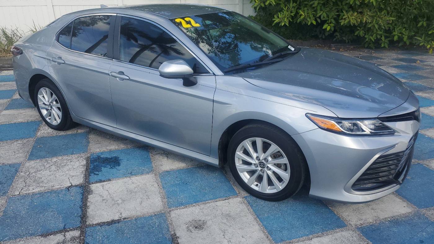 2022 Toyota Camry LE — Sedan — 33,766 mi — Bradenton, FL