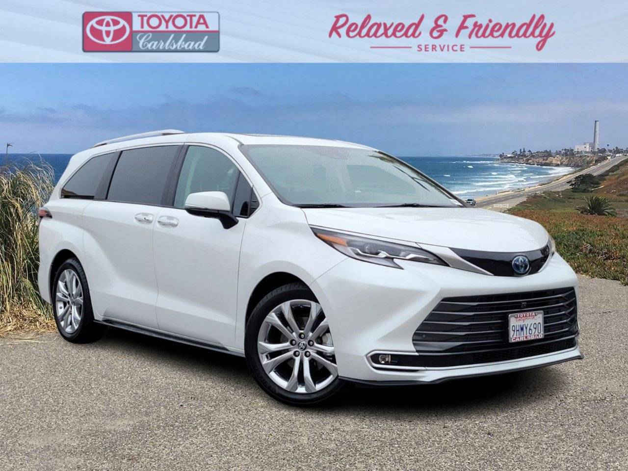 2023 Toyota Sienna Platinum — Minivan — 38,519 mi — Carlsbad, CA