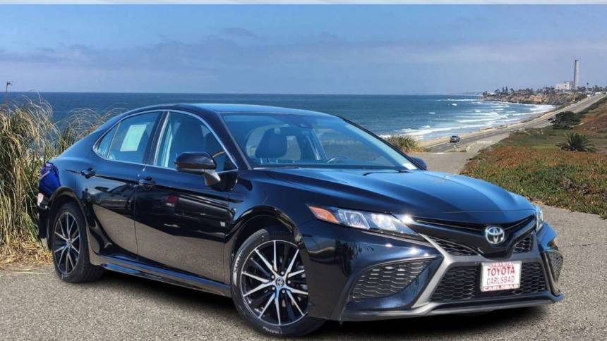 2021 Toyota Camry SE — Sedan — 68,395 mi — Carlsbad, CA