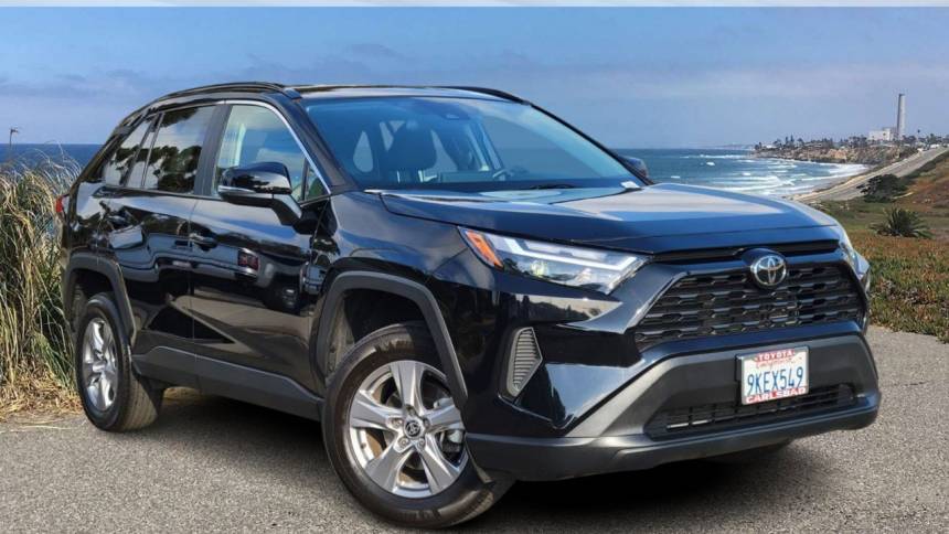 2024 Toyota RAV4 XLE — SUV — 29,723 mi — Carlsbad, CA