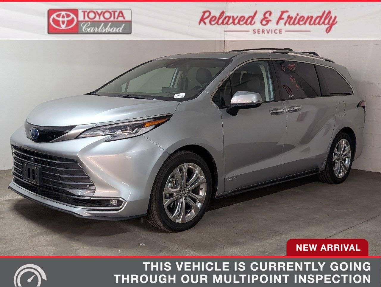 2021 Toyota Sienna Platinum — Minivan — 78,501 mi — Carlsbad, CA