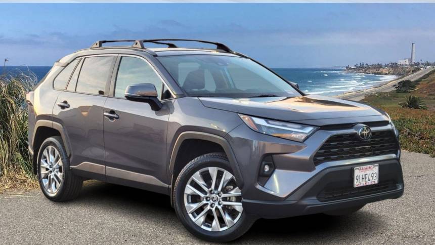 2024 Toyota RAV4 XLE Premium — SUV — 17,571 mi — Carlsbad, CA
