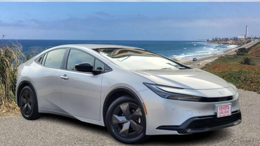 2024 Toyota Prius LE — Hatchback — 25,592 mi — Carlsbad, CA