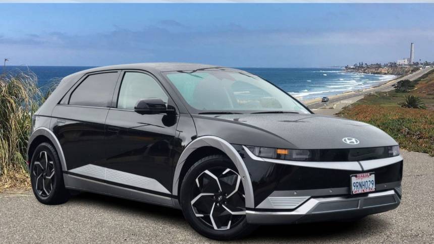 2024 Hyundai IONIQ 5 Limited — SUV — 1,475 mi — Carlsbad, CA