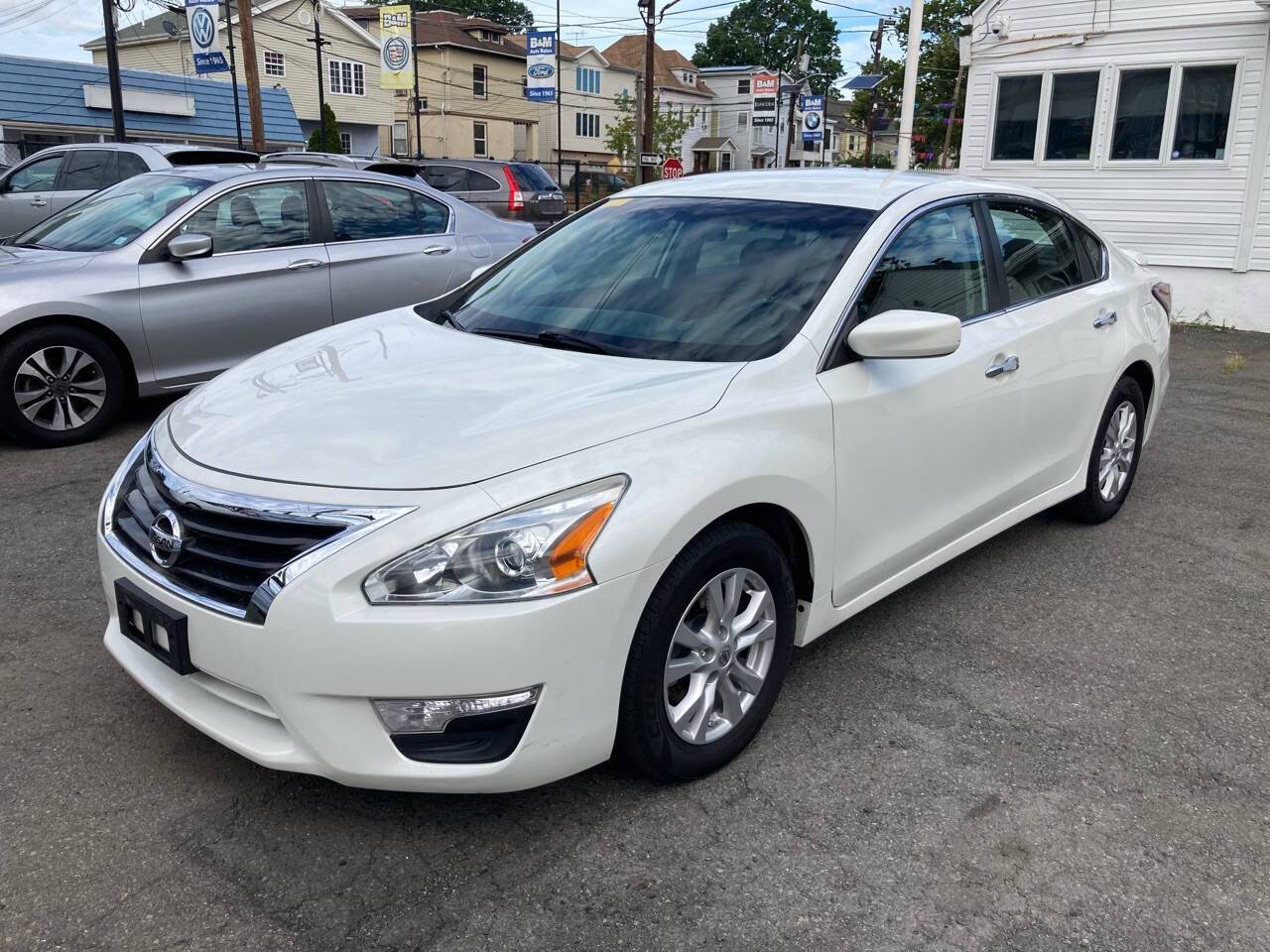 2014 Nissan Altima 2.5 S — Sedan — 97,972 mi — Elizabeth, NJ