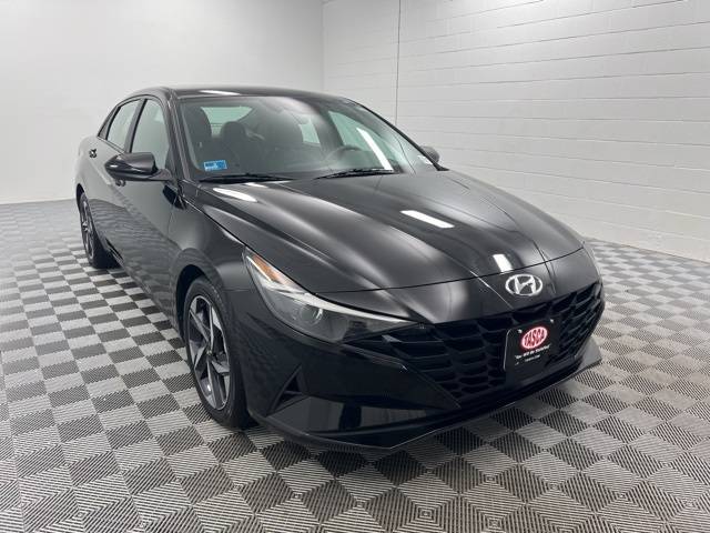 2023 Hyundai Elantra SEL — Sedan — 50,101 mi — Cranston, RI