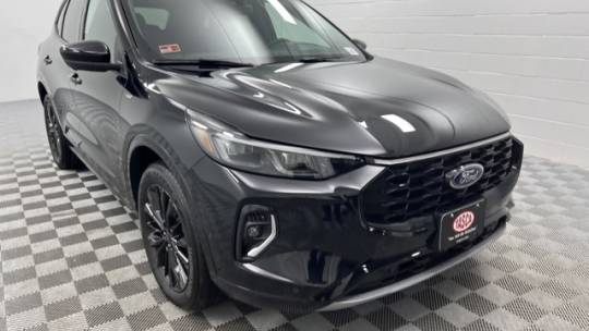 2023 Ford Escape ST-Line Elite — SUV — 3,377 mi — Cranston, RI