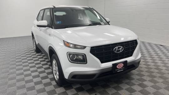 2022 Hyundai Venue SE — SUV — 10,852 mi — Cranston, RI