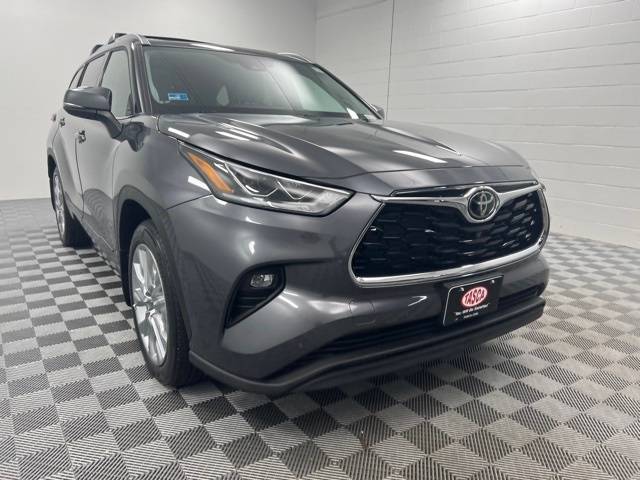 2022 Toyota Highlander Limited — SUV — 12,155 mi — Cranston, RI
