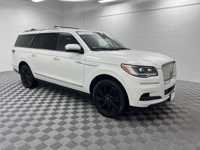 2023 Lincoln Navigator Reserve — SUV — 22,505 mi — Cranston, RI