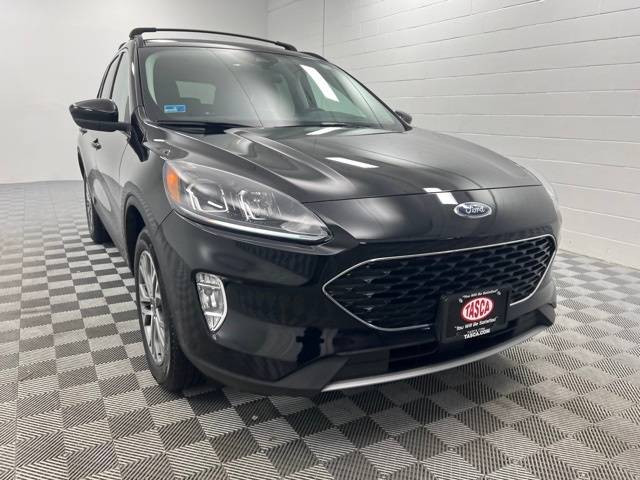 2022 Ford Escape SEL — SUV — 2,823 mi — Cranston, RI