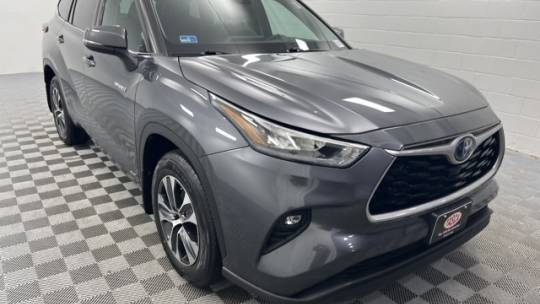2020 Toyota Highlander Hybrid XLE — SUV — 48,097 mi — Cranston, RI