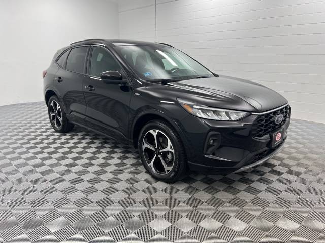 2023 Ford Escape ST-Line Select — SUV — 5,850 mi — Cranston, RI