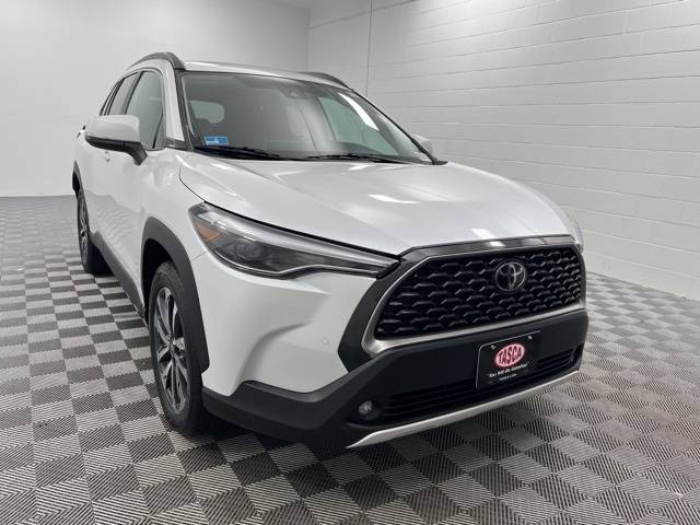 2022 Toyota Corolla Cross XLE — SUV — 26,993 mi — Cranston, RI