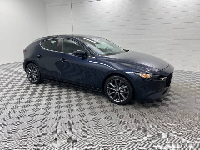 2022 Mazda Mazda3 Preferred — Hatchback — 27,318 mi — Cranston, RI