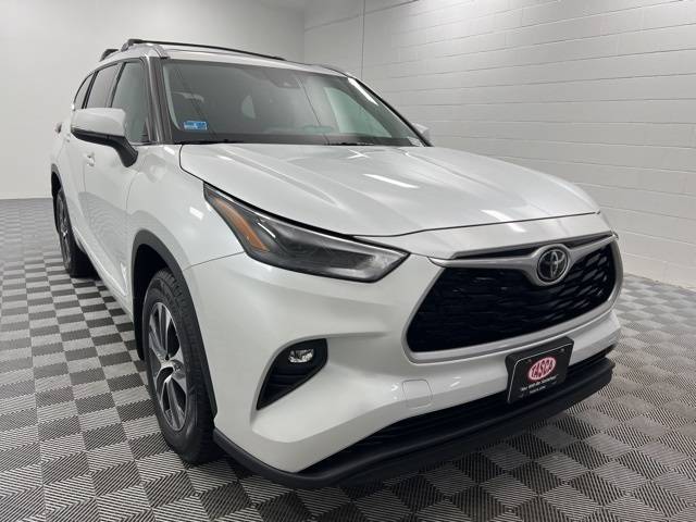 2022 Toyota Highlander XLE — SUV — 37,991 mi — Cranston, RI