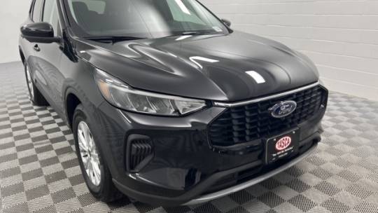 2023 Ford Escape Active — SUV — 5 mi — Cranston, RI