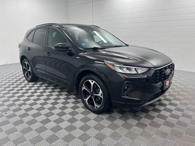 2023 Ford Escape ST-Line Select — SUV — 17,994 mi — Cranston, RI