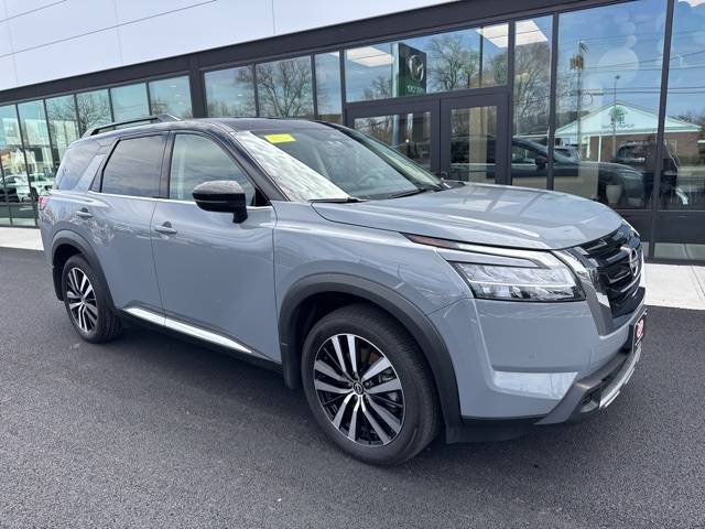 2024 Nissan Pathfinder Platinum — SUV — 6,108 mi — Seekonk, MA