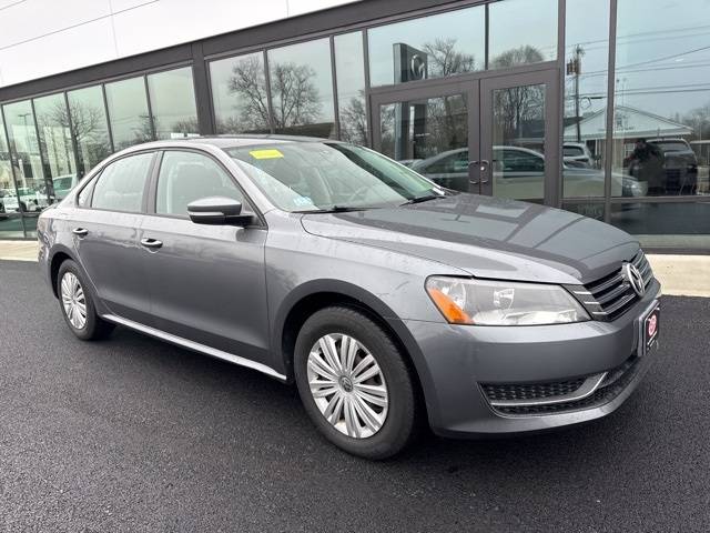 2015 Volkswagen Passat 1.8T S — Sedan — 101,305 mi — Seekonk, MA
