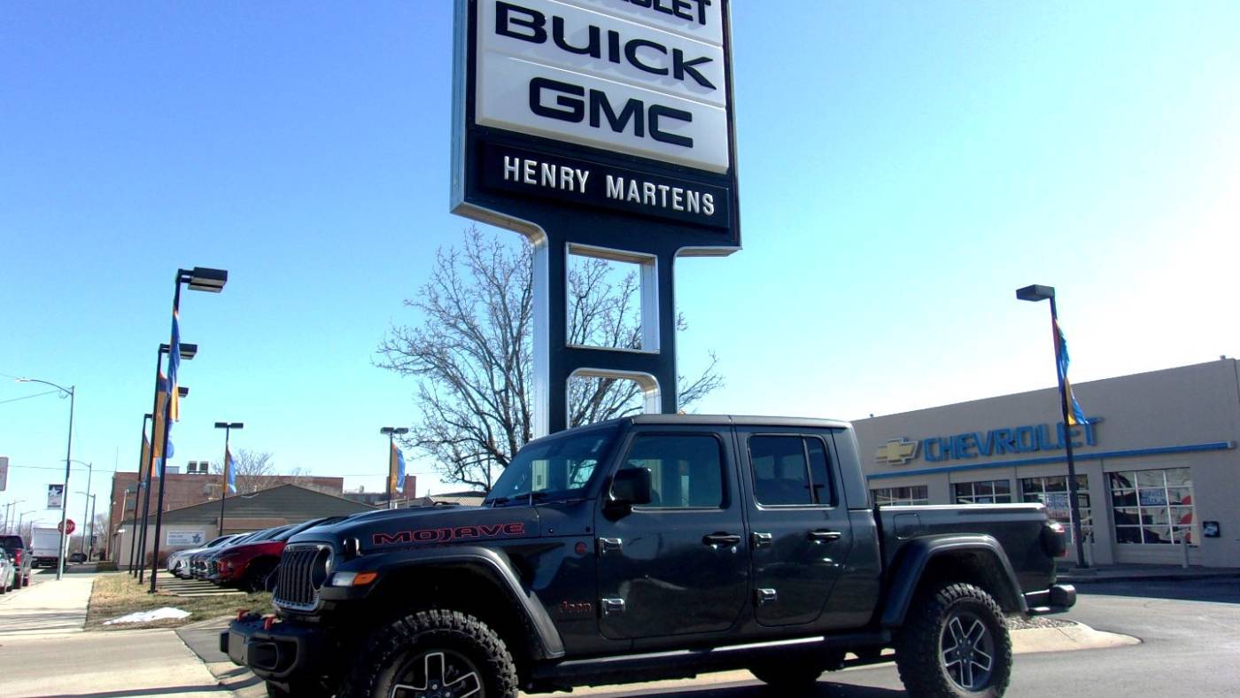 2024 Jeep Gladiator Mojave X — Pickup Truck — 1,138 mi — Leavenworth, KS