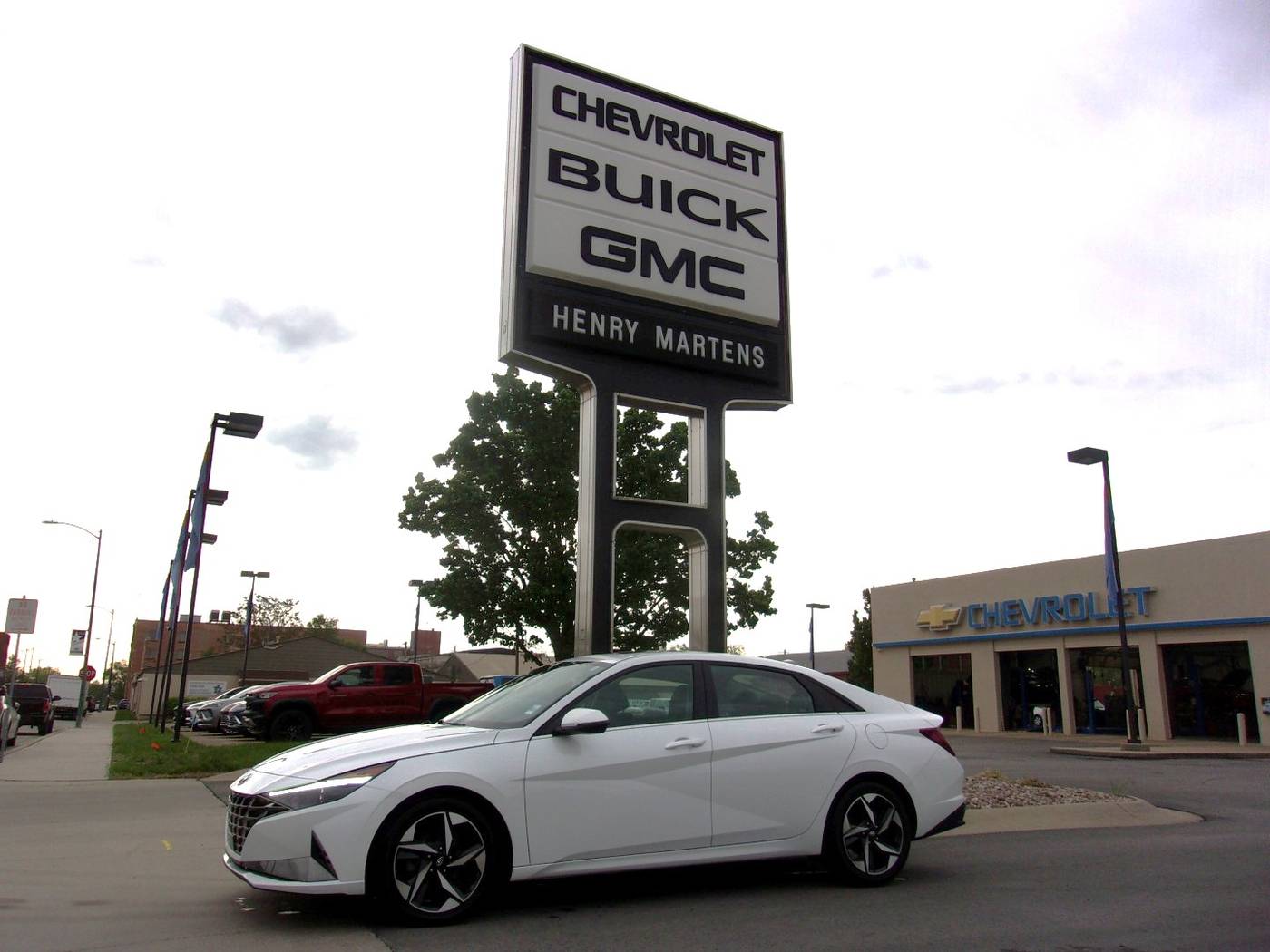2021 Hyundai Elantra SEL — Sedan — 54,839 mi — Leavenworth, KS
