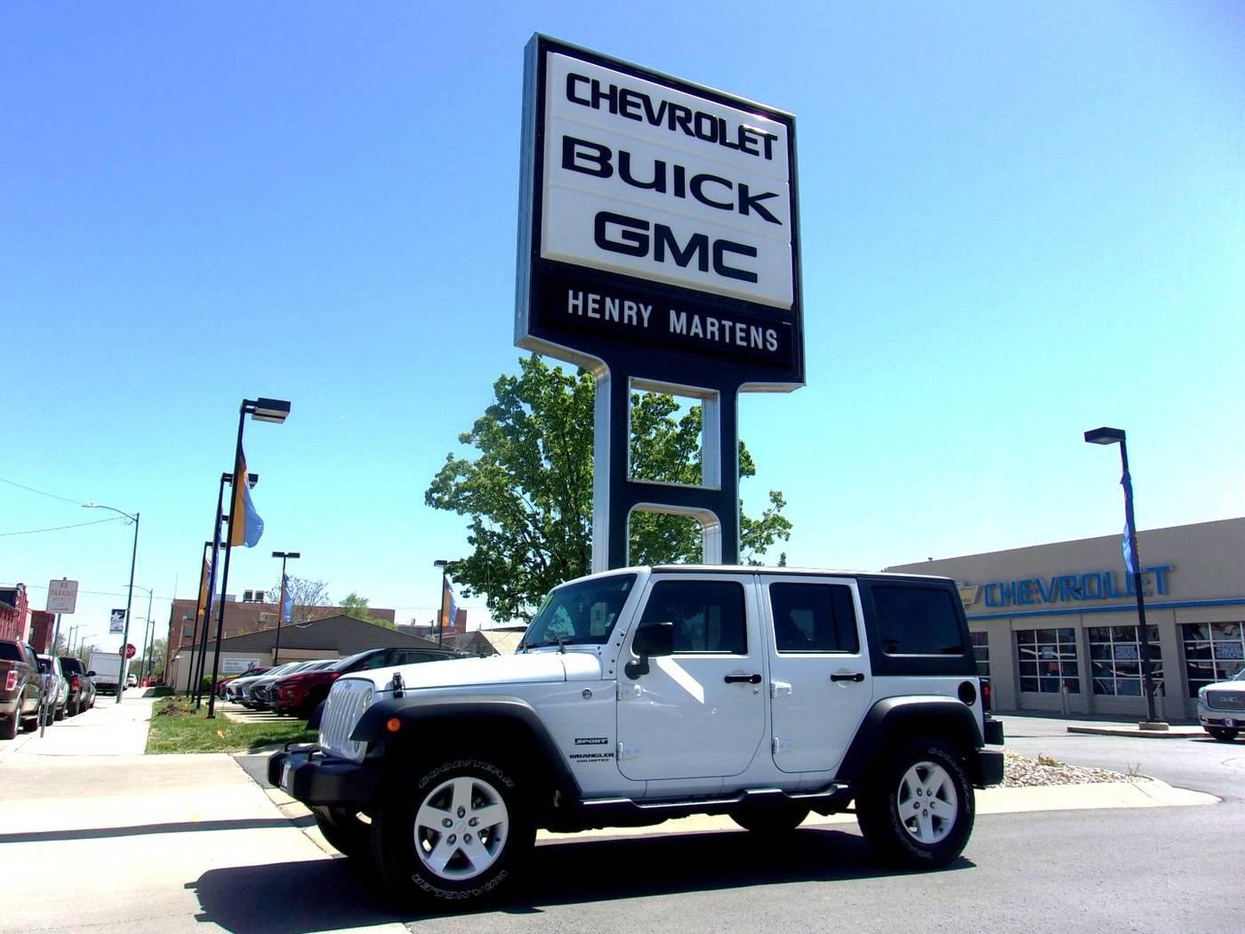 2017 Jeep Wrangler Sport — SUV — 65,818 mi — Leavenworth, KS