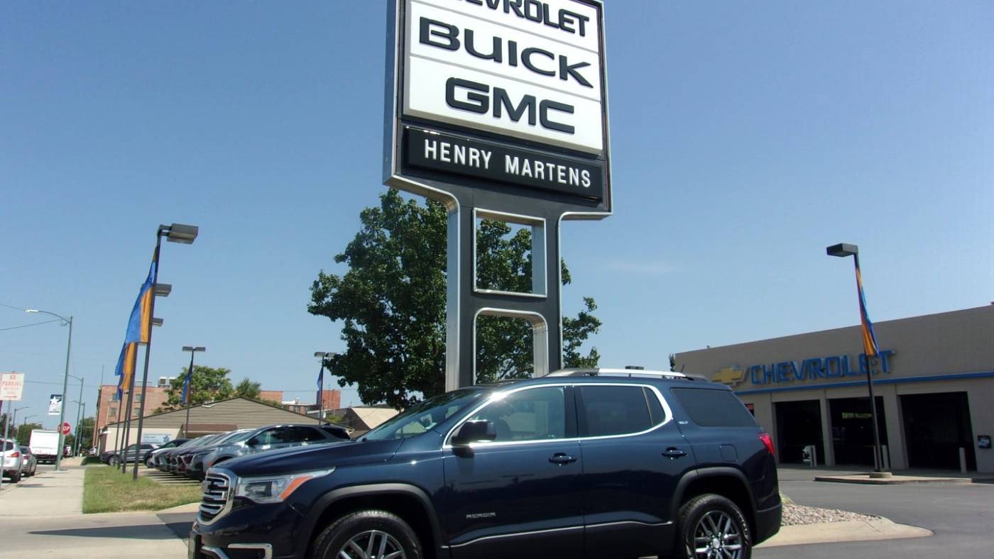 2017 GMC Acadia SLT — SUV — 96,232 mi — Leavenworth, KS
