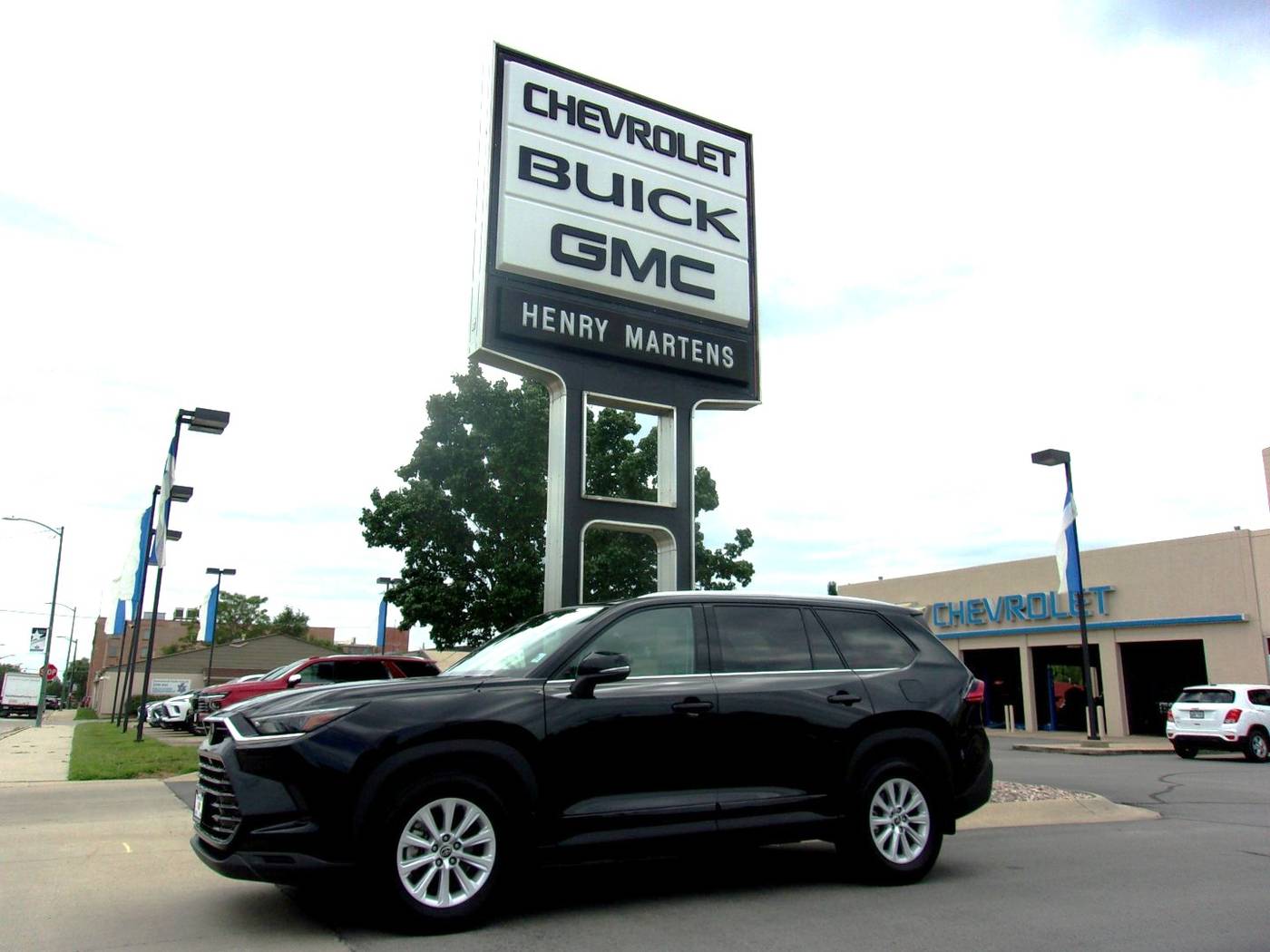 2024 Toyota Grand Highlander XLE — SUV — 29,870 mi — Leavenworth, KS