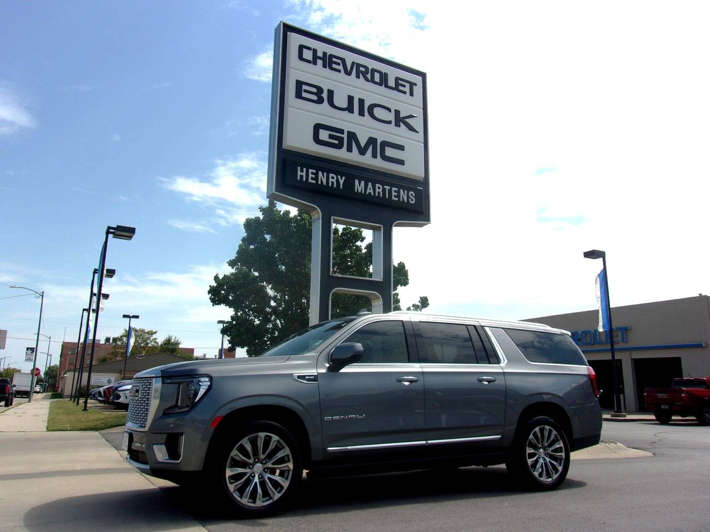 2021 GMC Yukon Denali — SUV — 109,345 mi — Leavenworth, KS