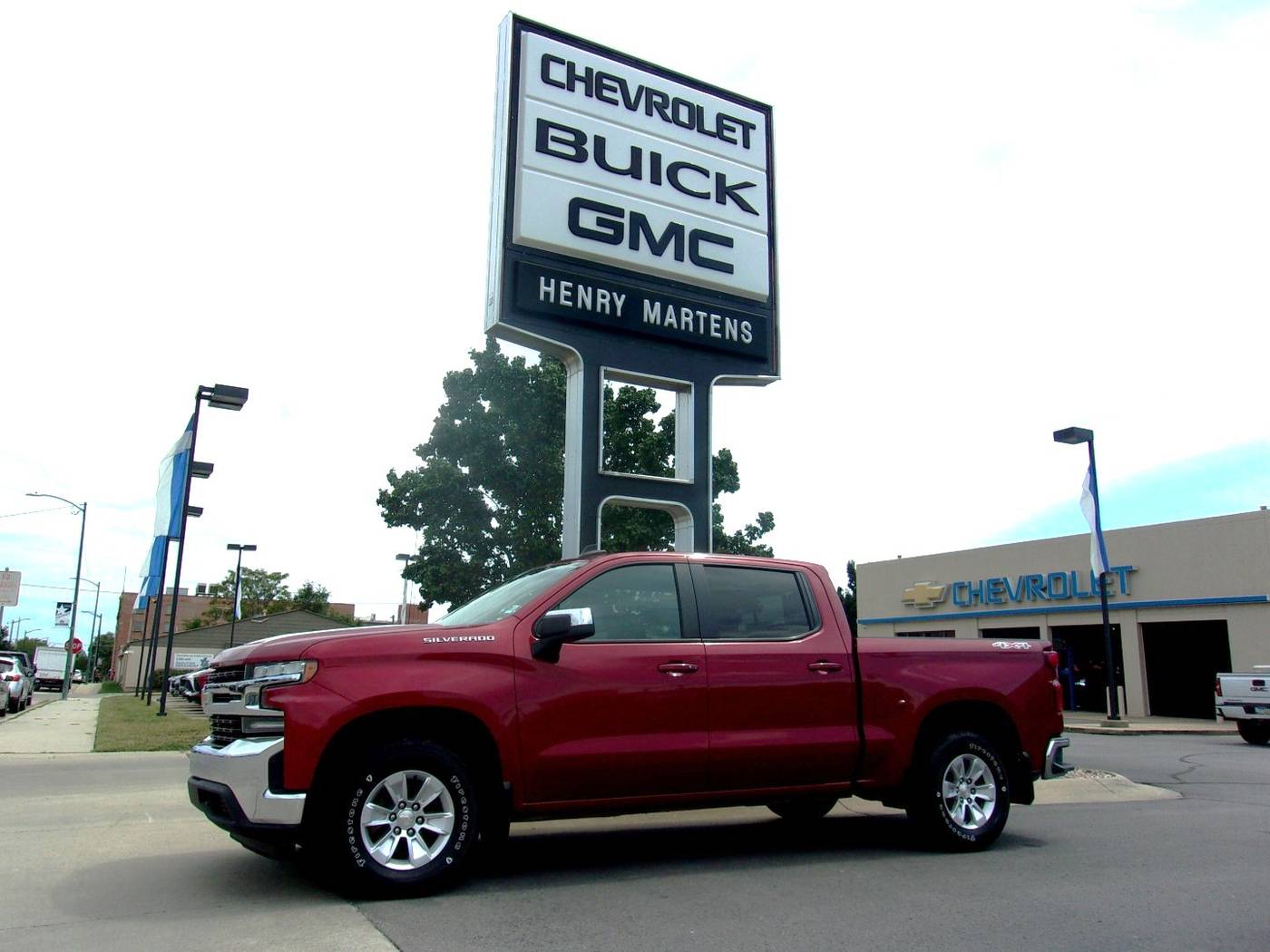 2020 Chevrolet Silverado 1500 LT — Pickup Truck — 83,984 mi — Leavenworth, KS