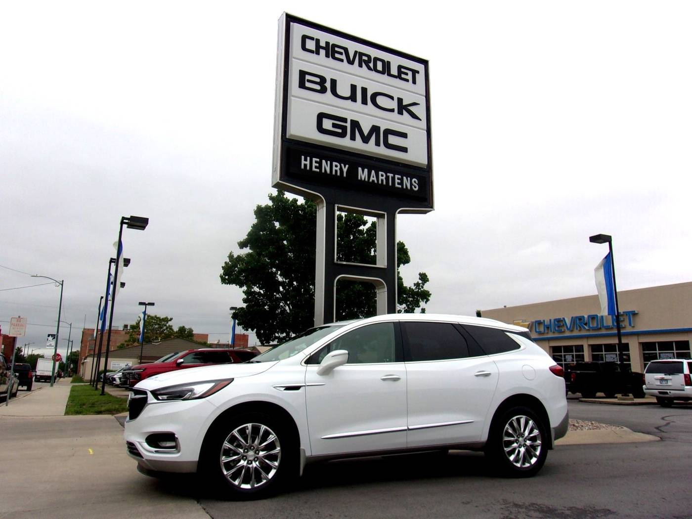 2021 Buick Enclave Essence — SUV — 35,510 mi — Leavenworth, KS