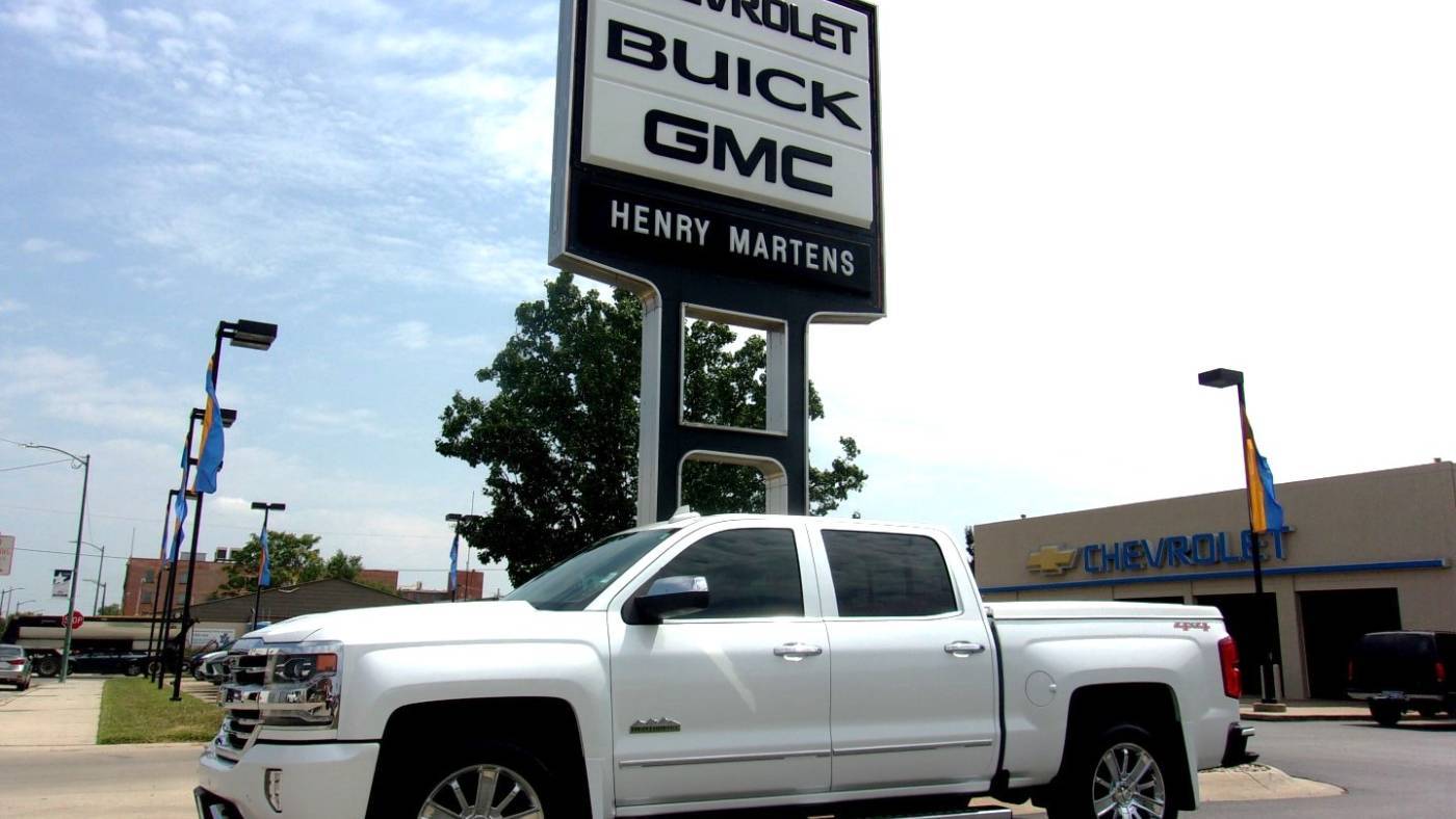 2016 Chevrolet Silverado 1500 High Country — Pickup Truck — 64,797 mi — Leavenworth, KS