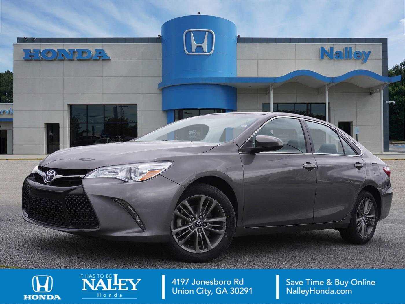 2017 Toyota Camry XLE — Sedan — 105,511 mi — Union City, GA