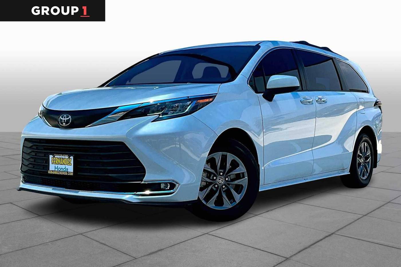 2022 Toyota Sienna XLE — Minivan — 77,907 mi — San Antonio, TX