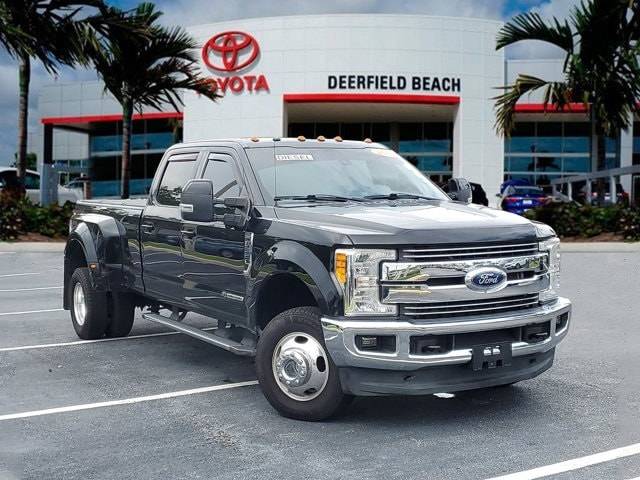 2017 Ford Super Duty F-350 Lariat — Pickup Truck — 320,323 mi — Deerfield Beach, FL