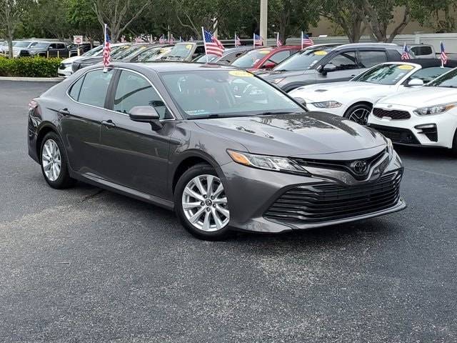 2019 Toyota Camry SE — Sedan — 91,530 mi — Deerfield Beach, FL