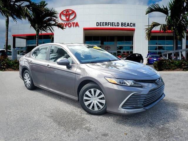 2023 Toyota Camry Hybrid LE — Sedan — 29,734 mi — Deerfield Beach, FL