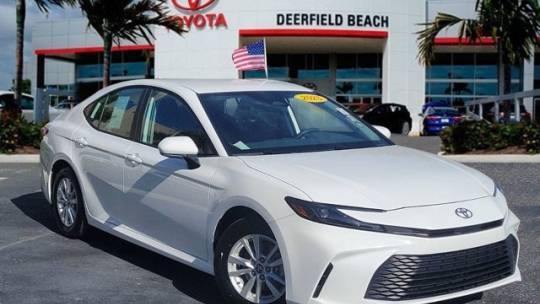 2025 Toyota Camry LE — Sedan — 2,673 mi — Deerfield Beach, FL