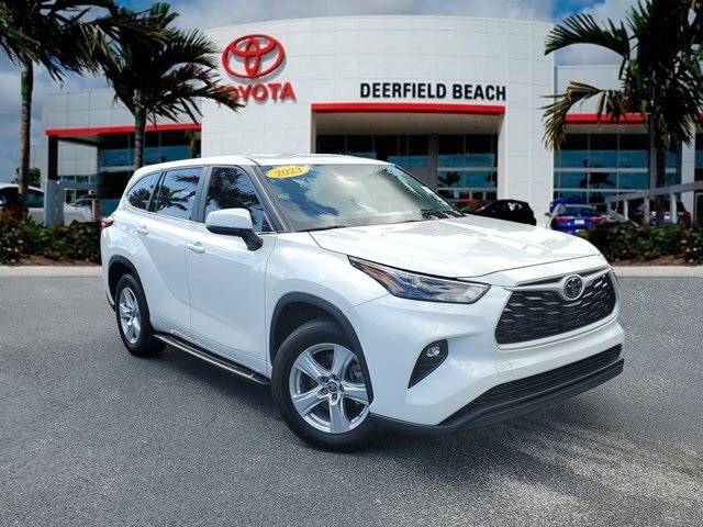 2023 Toyota Highlander LE — SUV — 21,749 mi — Deerfield Beach, FL