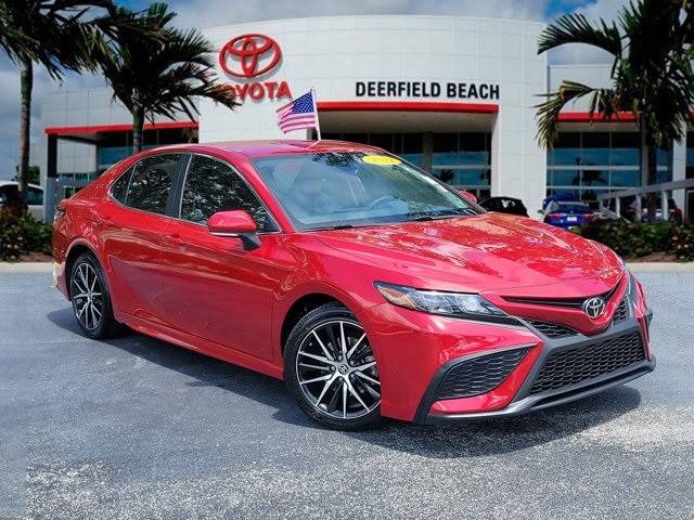 2022 Toyota Camry SE — Sedan — 32,000 mi — Deerfield Beach, FL