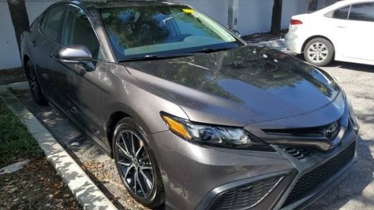 2021 Toyota Camry SE — Sedan — 34,054 mi — Deerfield Beach, FL