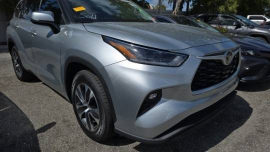 2021 Toyota Highlander XLE — SUV — 32,830 mi — Deerfield Beach, FL