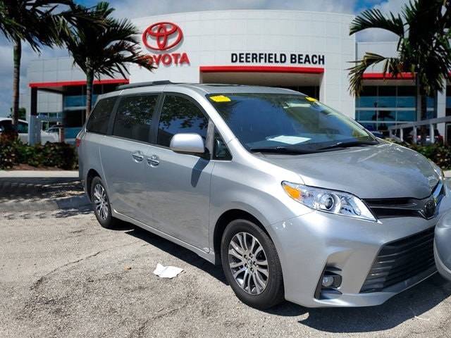2019 Toyota Sienna XLE — Minivan — 46,920 mi — Deerfield Beach, FL