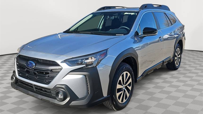 2025 Subaru Outback Premium — SUV — 5,351 mi — Kansas City, MO