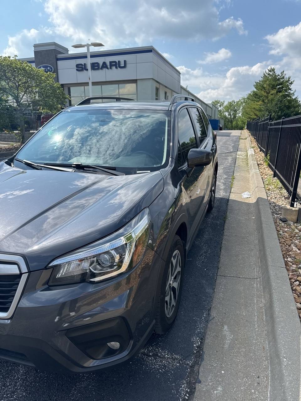 2020 Subaru Forester 2.5i Premium — SUV — 35,798 mi — Kansas City, MO