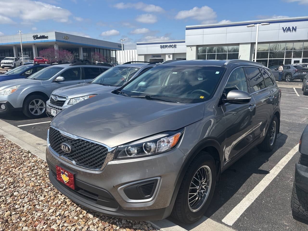 2016 Kia Sorento LX V6 — SUV — 99,848 mi — Kansas City, MO
